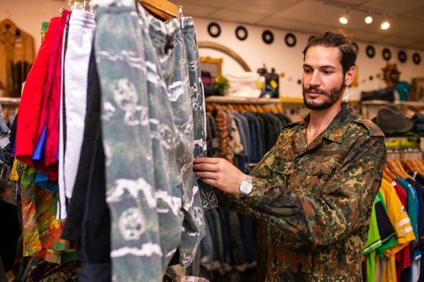 Gaff trans : l'accessoire essentiel pour votre élégance